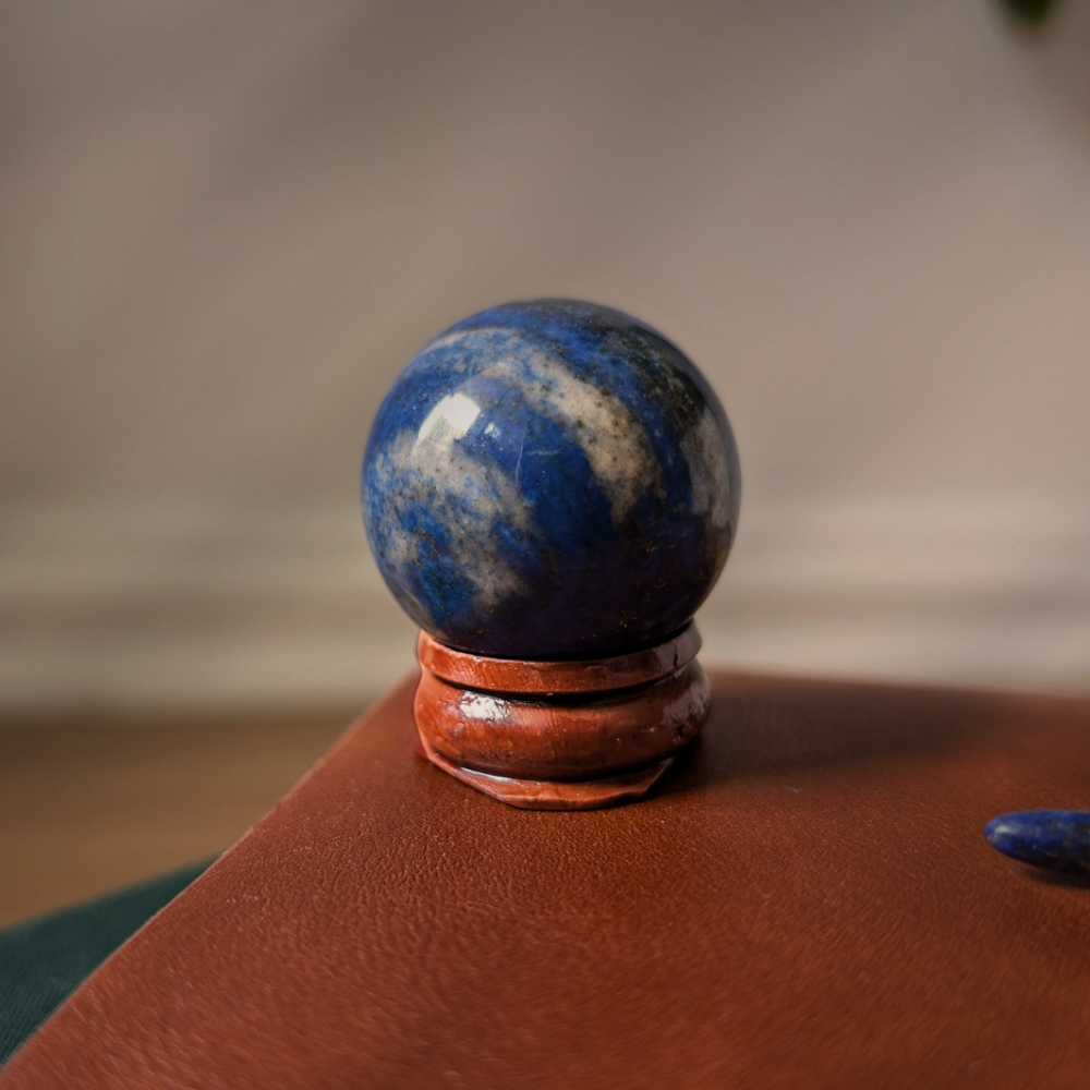 VOLLMONDBOX • LAPISLAZULI