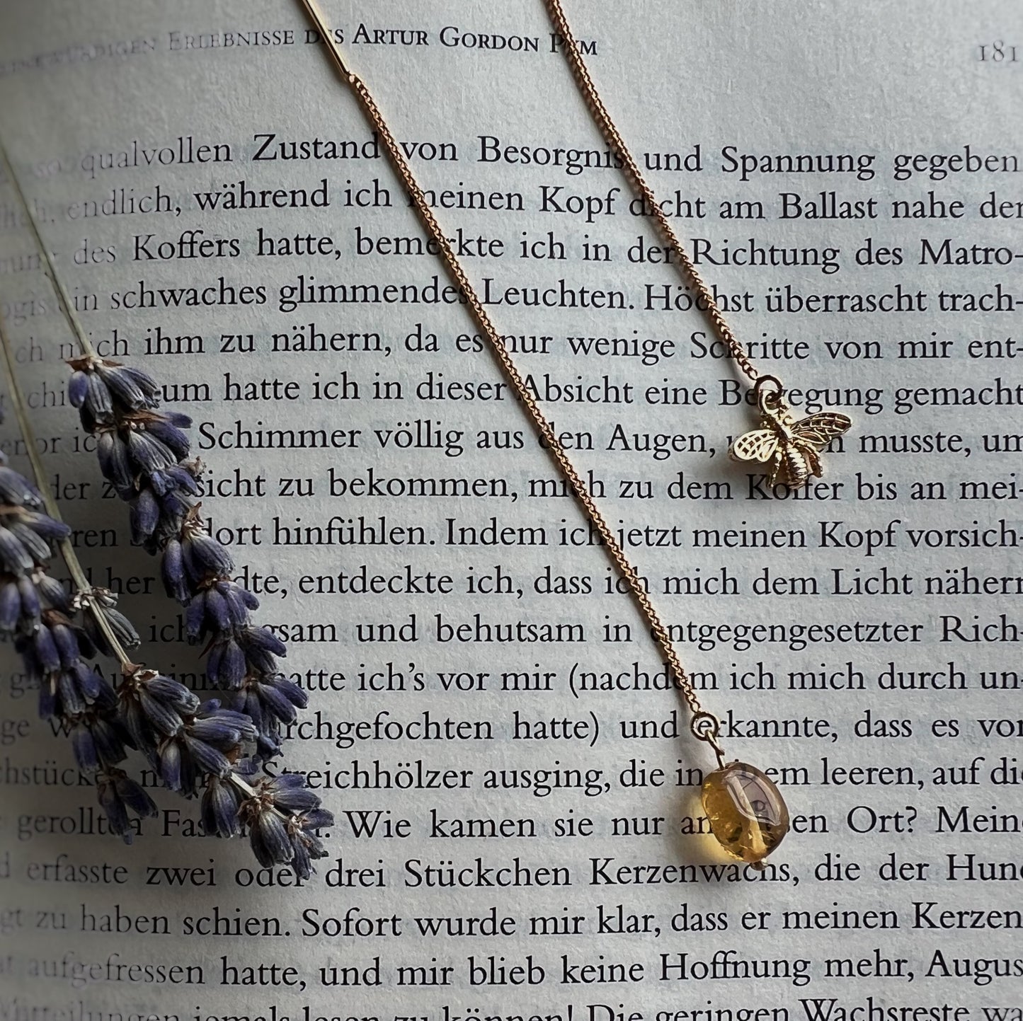 AMBRA - Asymmetrische Fädelohrringe