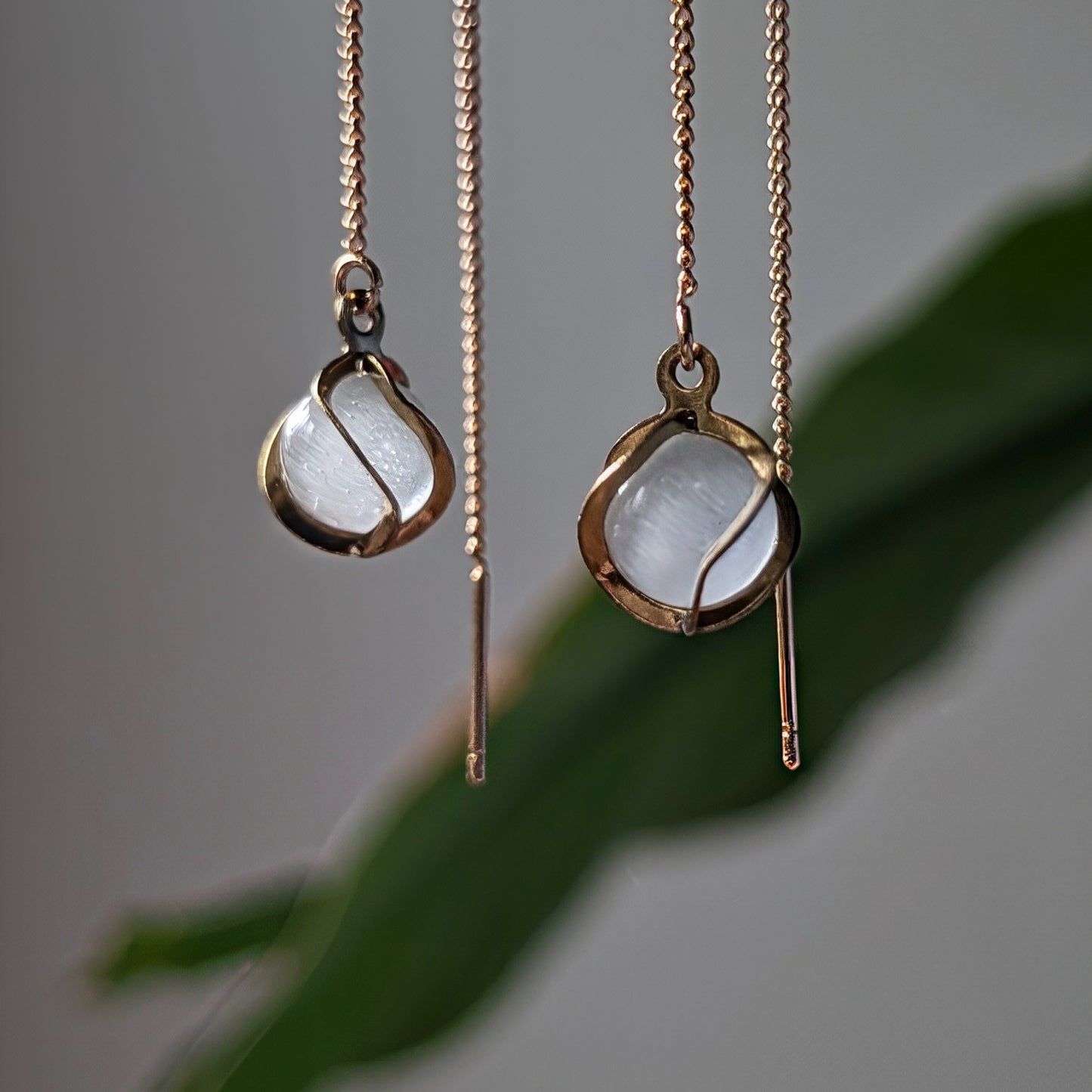 ALLEGRA - Fädelohrringe mit Glasperle