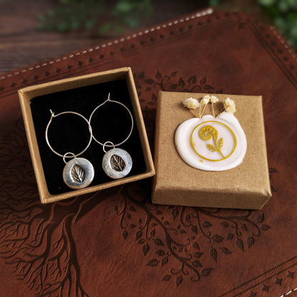 FORREST RELIC - Ohrringe | 925 Silber & 999 Silber, Creolen mit Blattabdruck