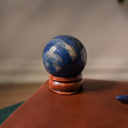 VOLLMONDBOX • LAPISLAZULI